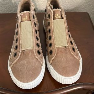 7.5m Blowfish Malibu Frazz high top sneakers